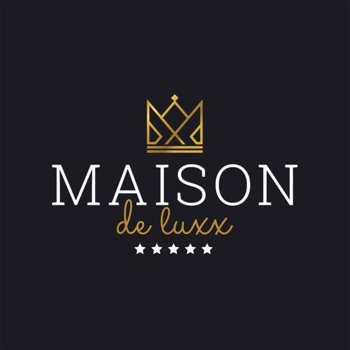 Maison De Luxx A3 Larissa Exterior photo
